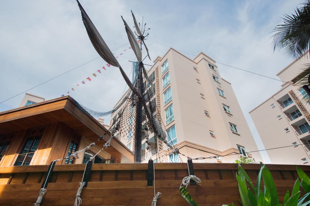 Atlantis Pattaya High Service Jomtien Beach Exterior photo