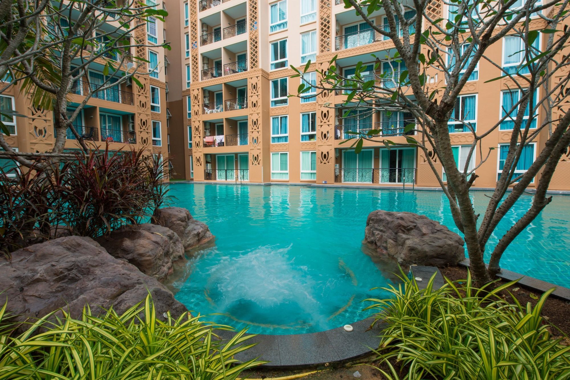 Atlantis Pattaya High Service Jomtien Beach Exterior photo